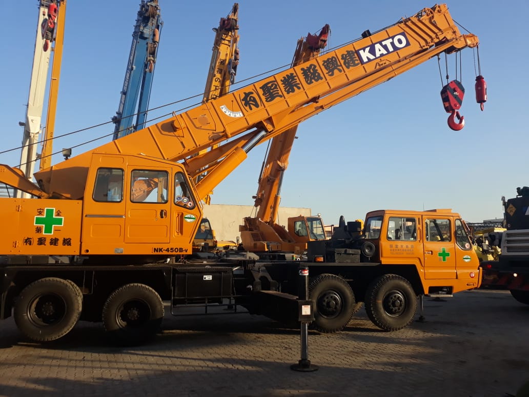 Kato Truck Crane